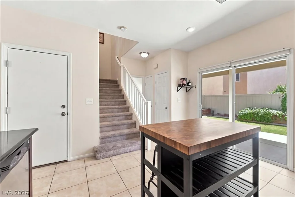 6073 Lazarro, Las Vegas, NV 89139