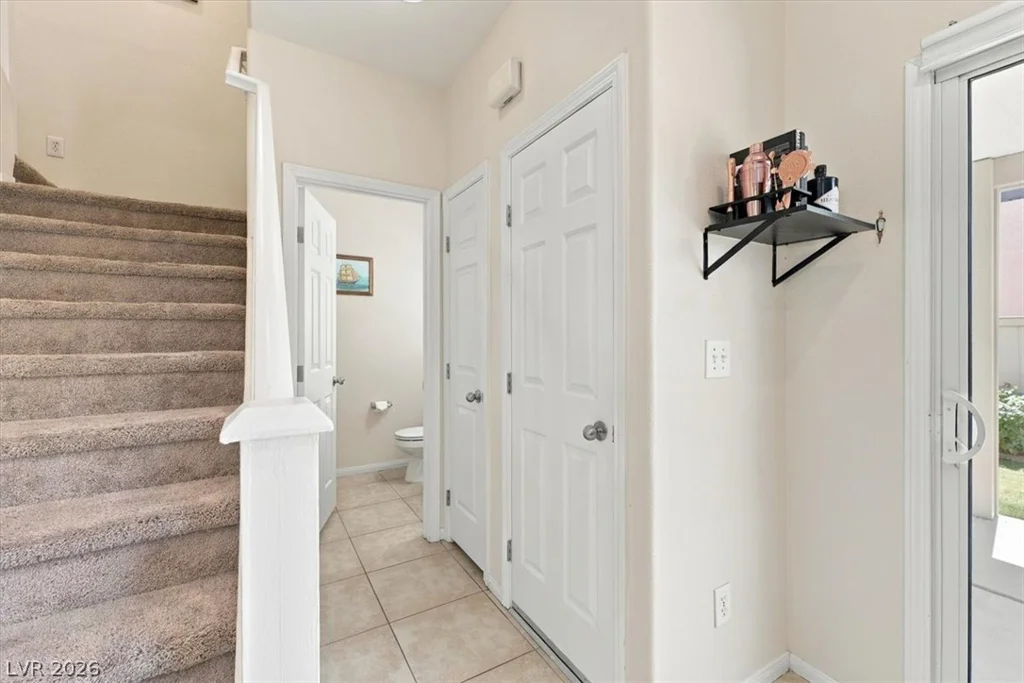 6073 Lazarro, Las Vegas, NV 89139