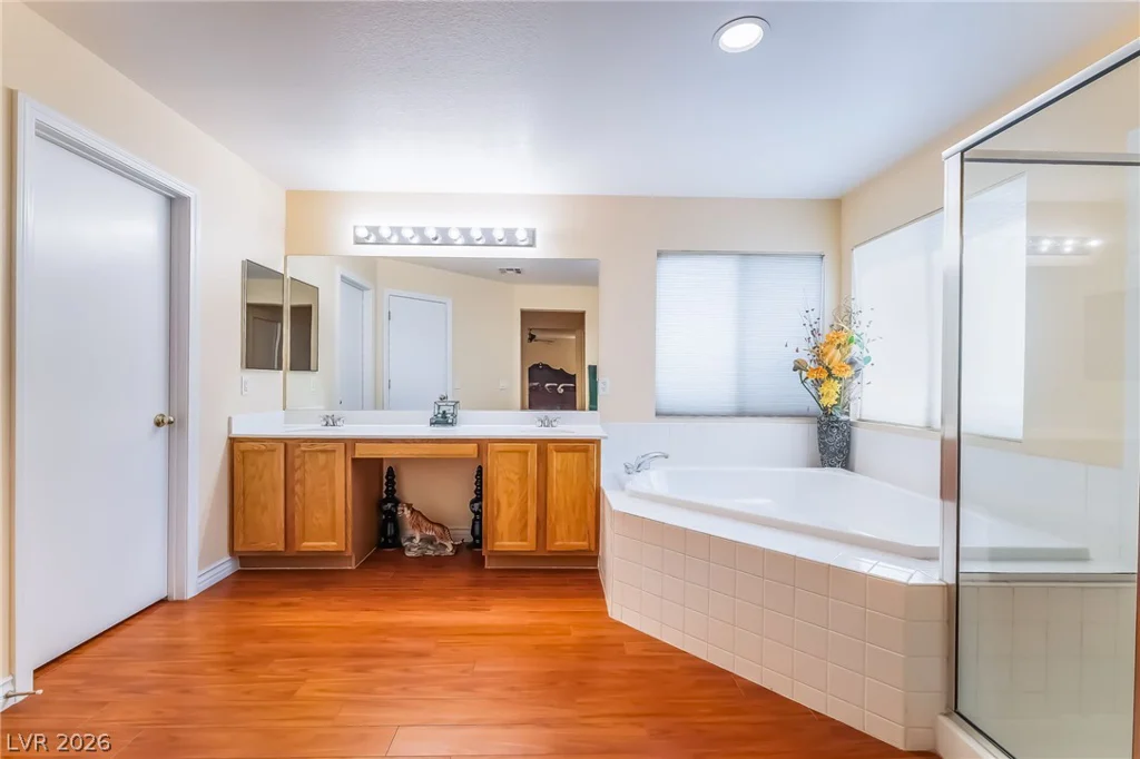 5909 Lingering Breeze, Las Vegas, NV 89148