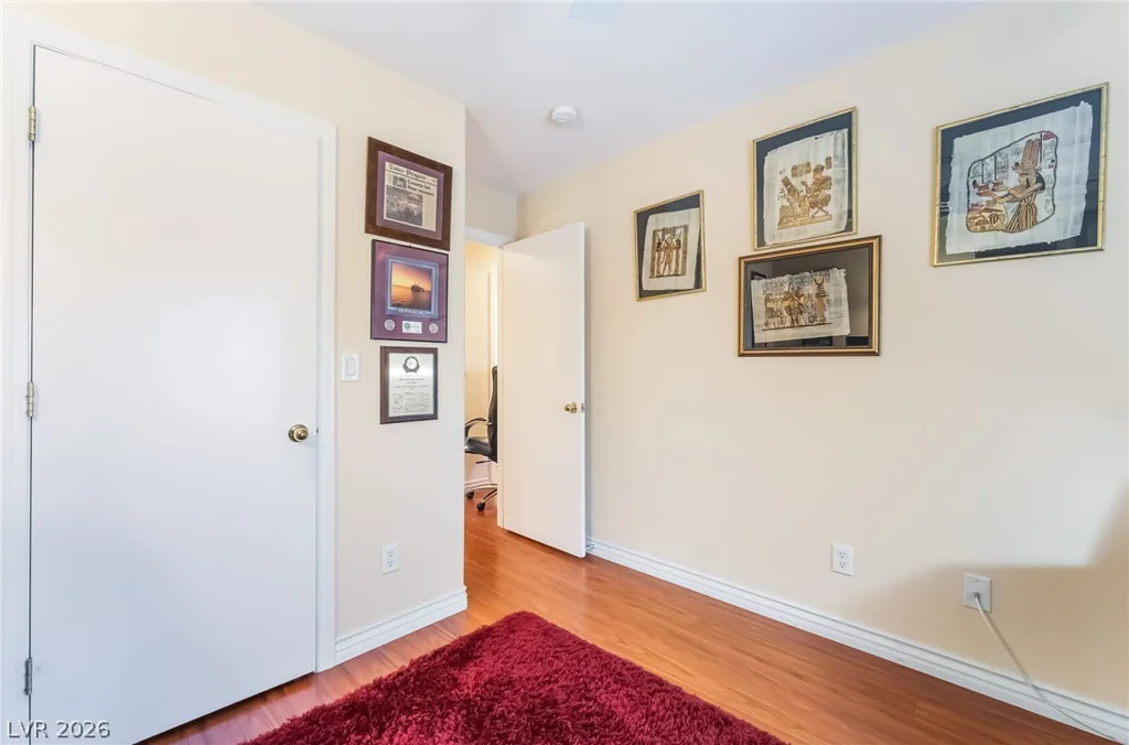 5909 Lingering Breeze, Las Vegas, NV 89148
