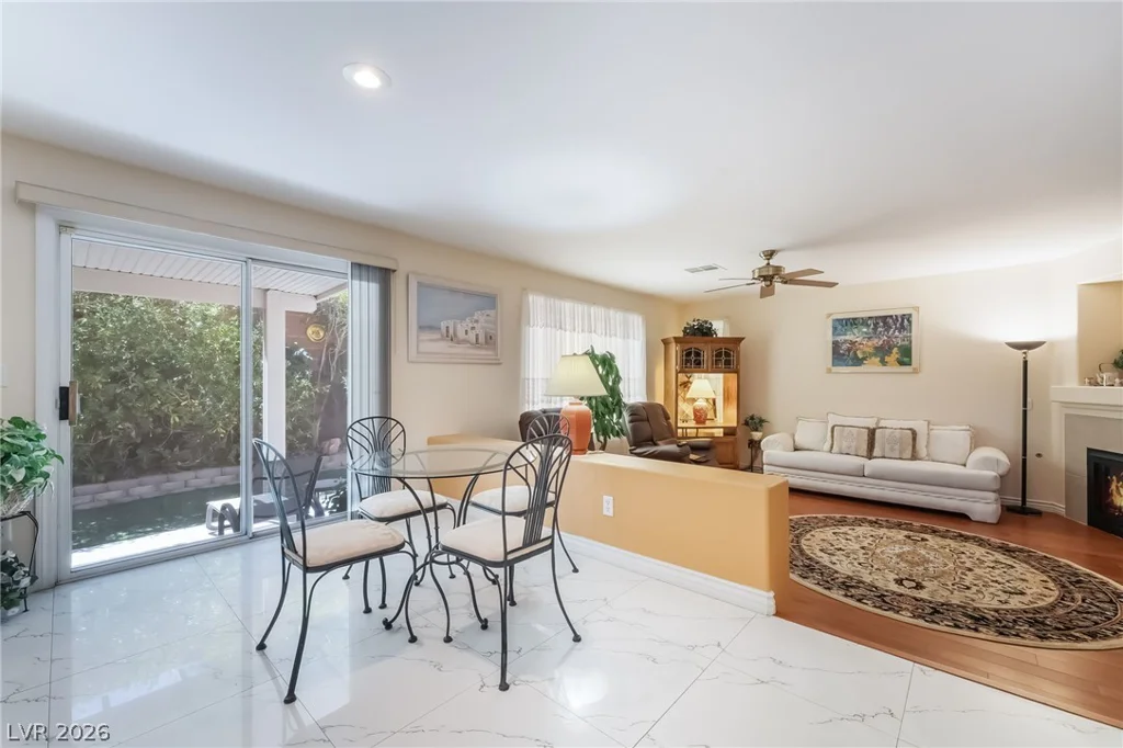 5909 Lingering Breeze, Las Vegas, NV 89148