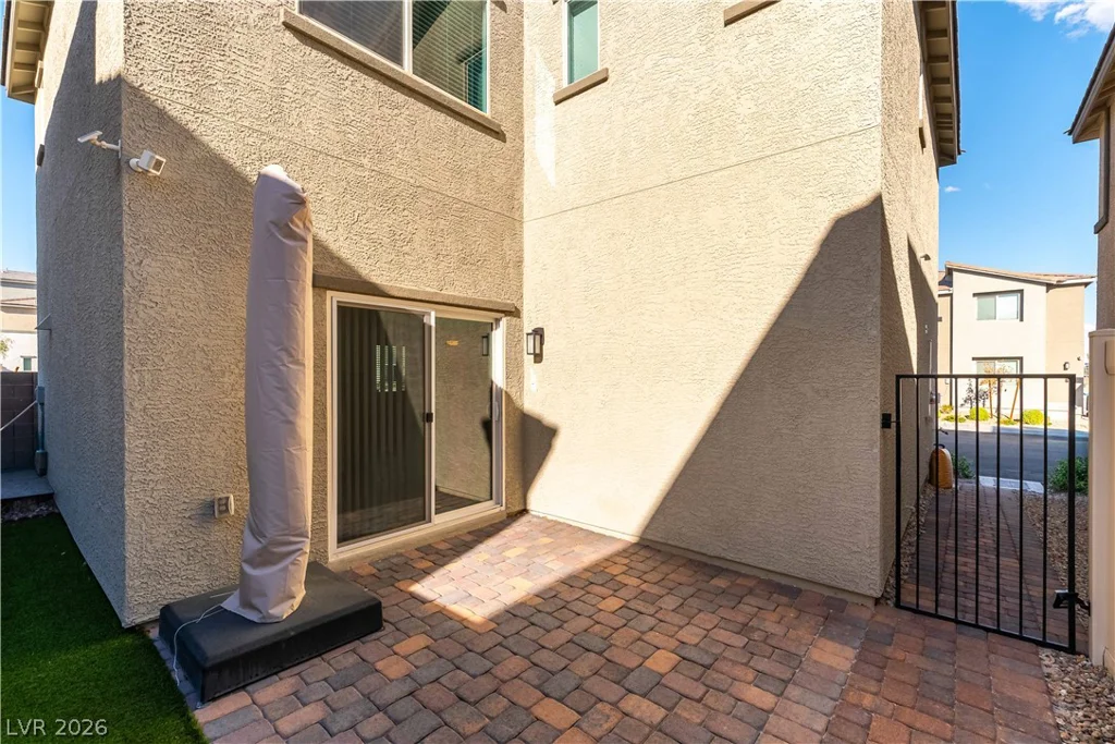 6911 Orange Horizon, North Las Vegas, NV 89086