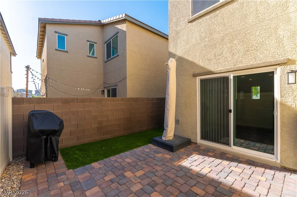 6911 Orange Horizon, North Las Vegas, NV 89086