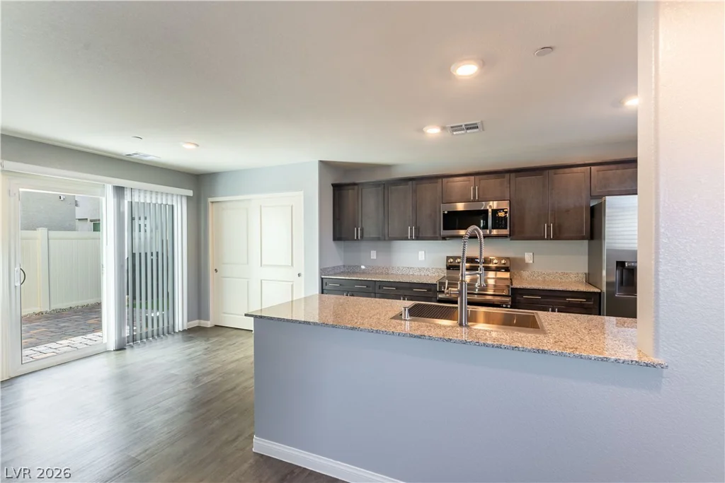 6911 Orange Horizon, North Las Vegas, NV 89086