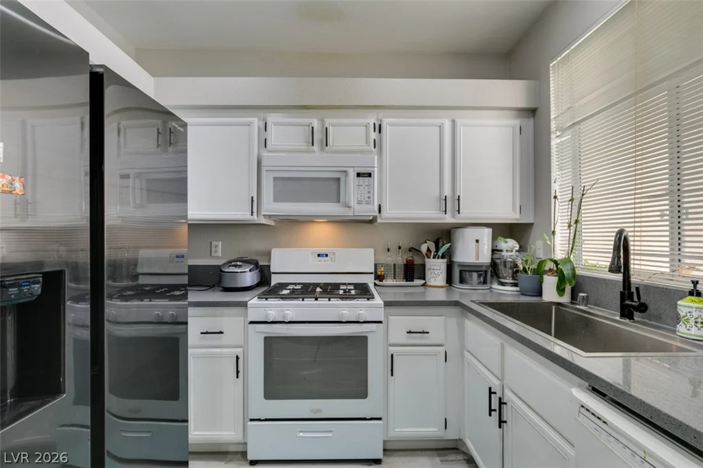 5155 Tropicana, Las Vegas, NV 89103