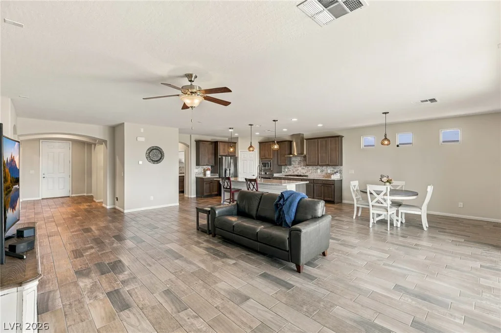5678 Mystical Knight, Las Vegas, NV 89149