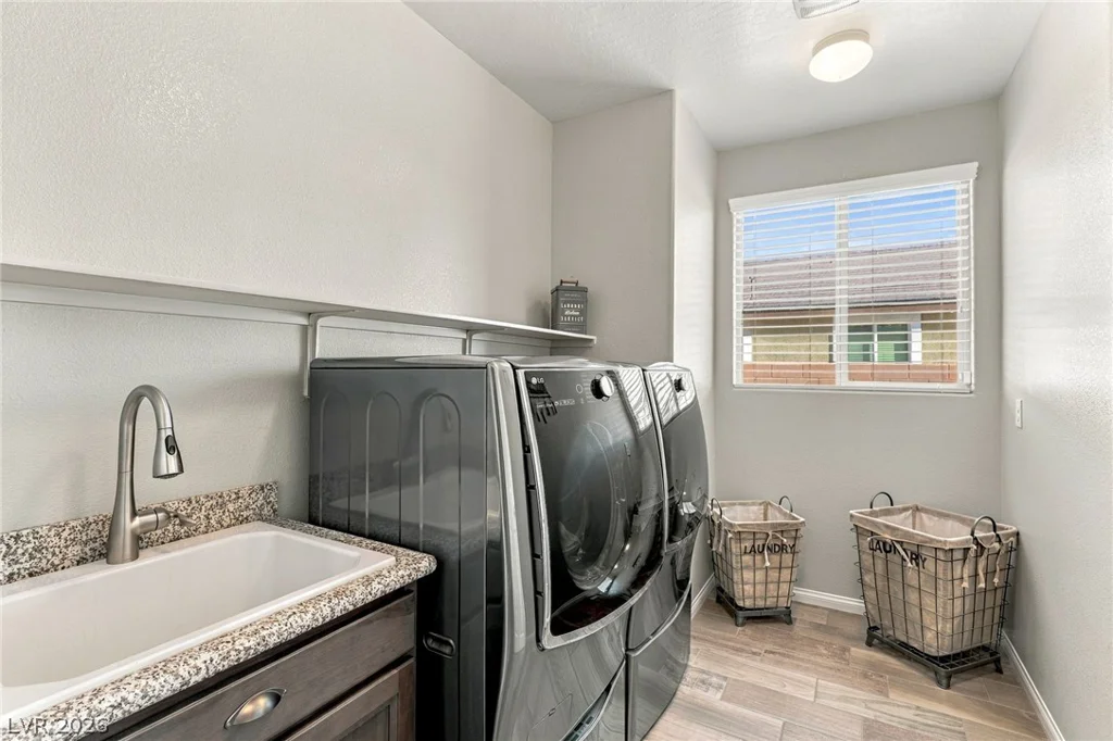 5678 Mystical Knight, Las Vegas, NV 89149