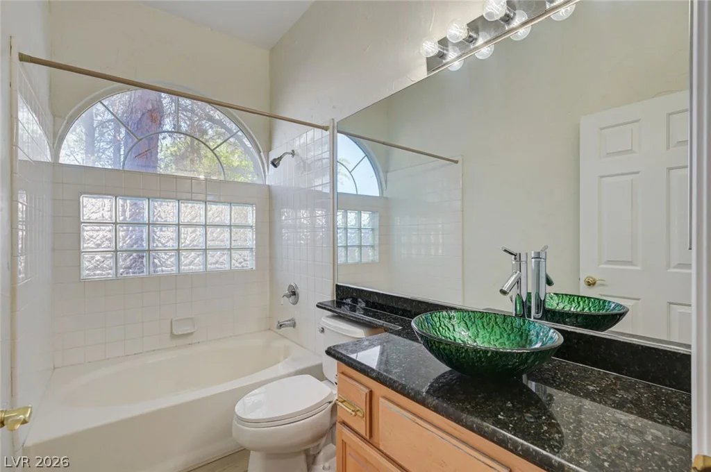 8709 Kingship, Las Vegas, NV 89129