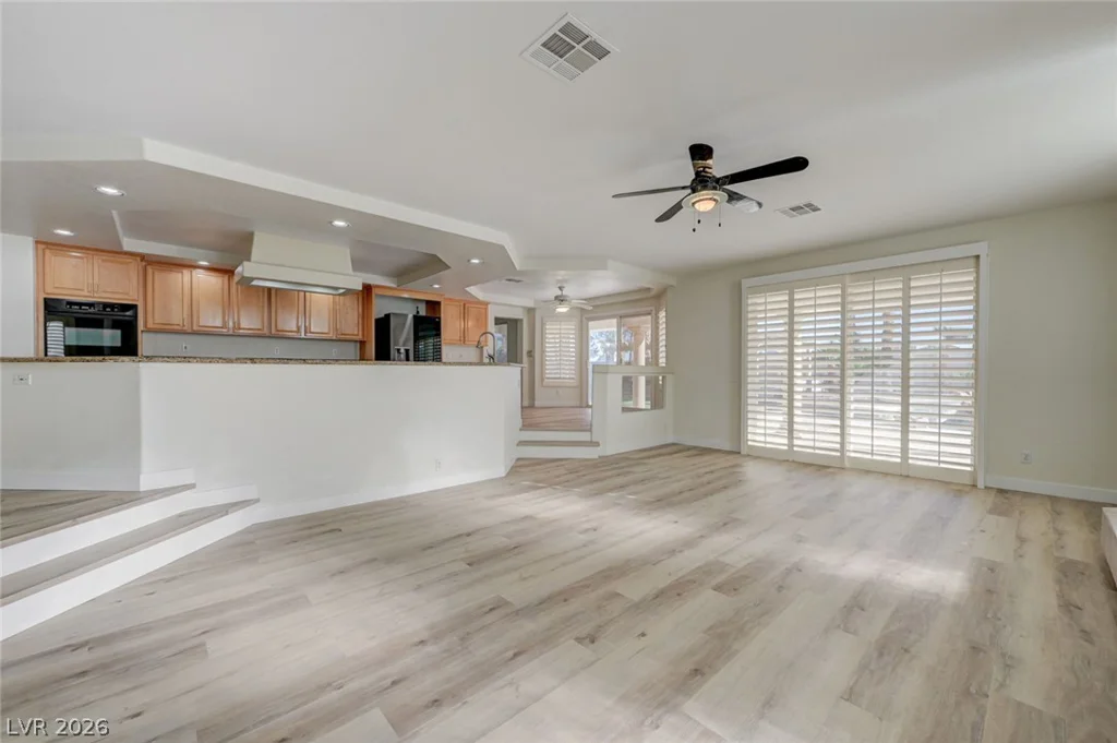 8709 Kingship, Las Vegas, NV 89129
