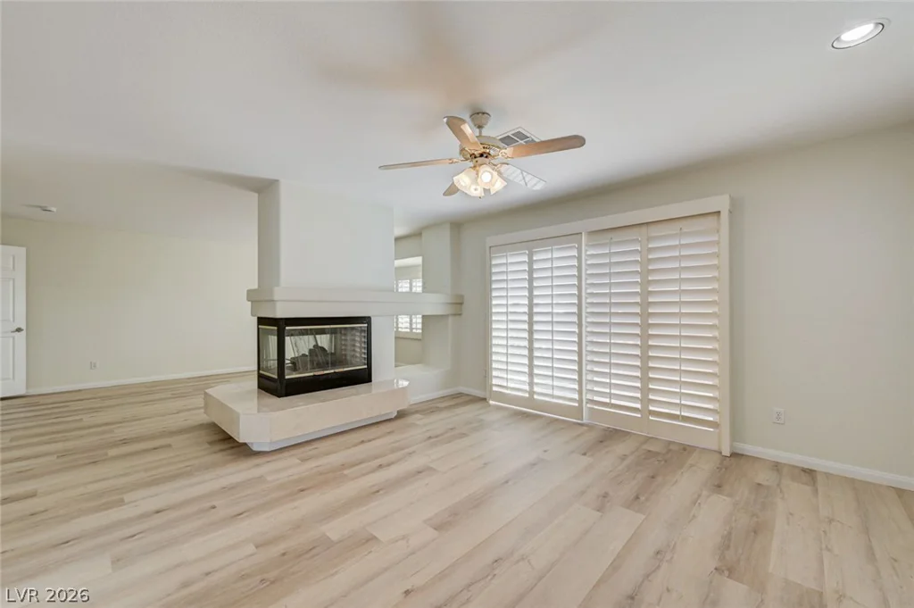 8709 Kingship, Las Vegas, NV 89129
