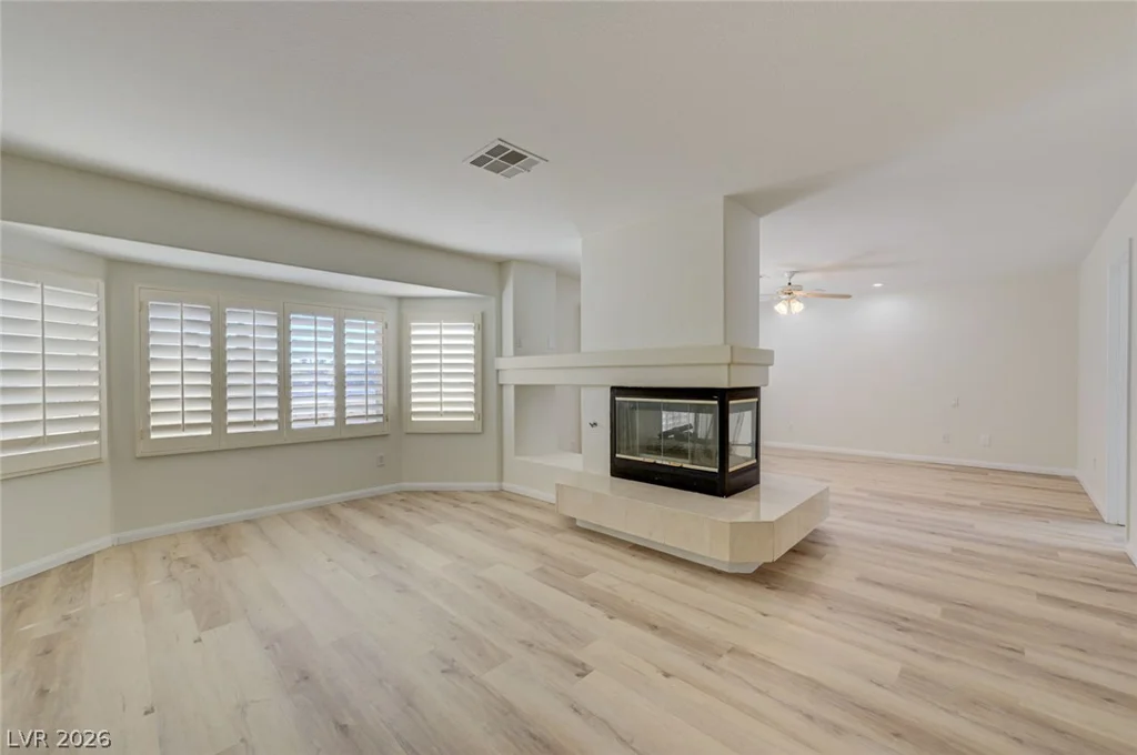 8709 Kingship, Las Vegas, NV 89129