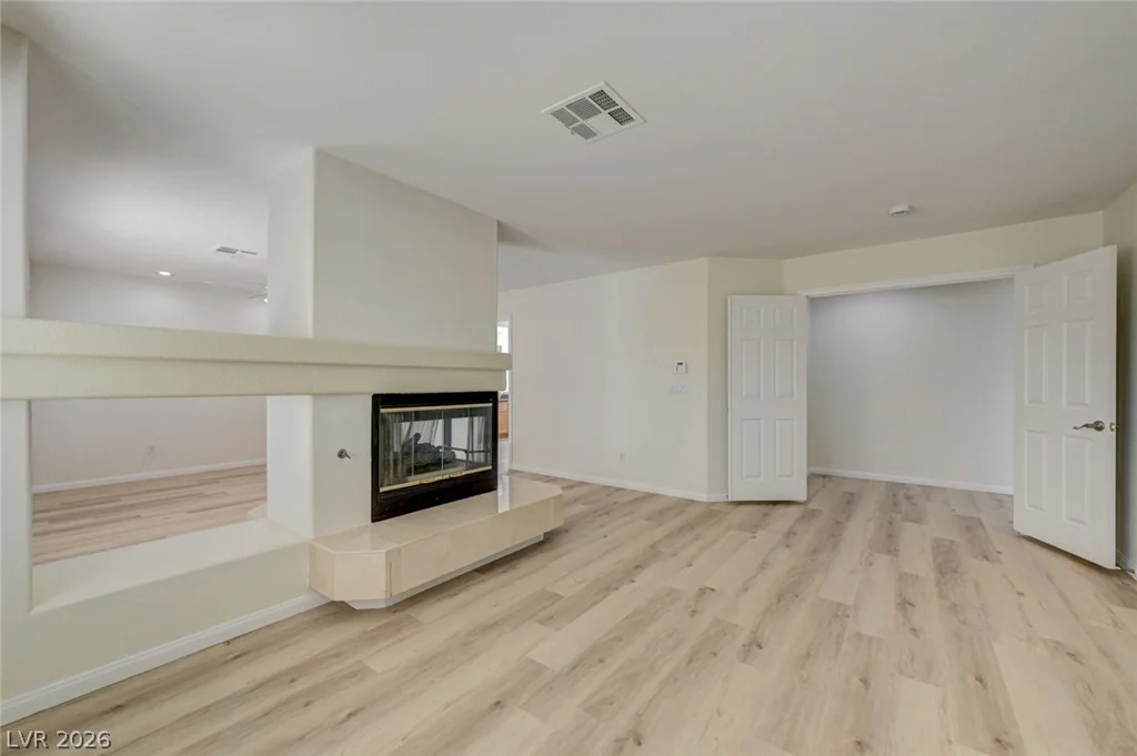 8709 Kingship, Las Vegas, NV 89129