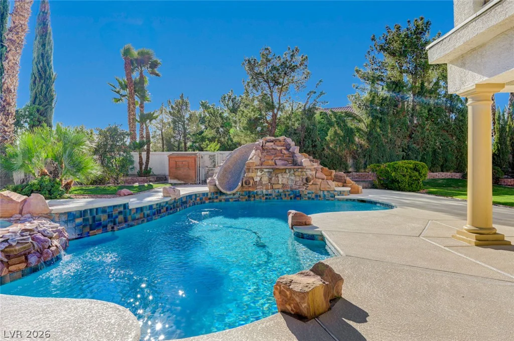 8709 Kingship, Las Vegas, NV 89129