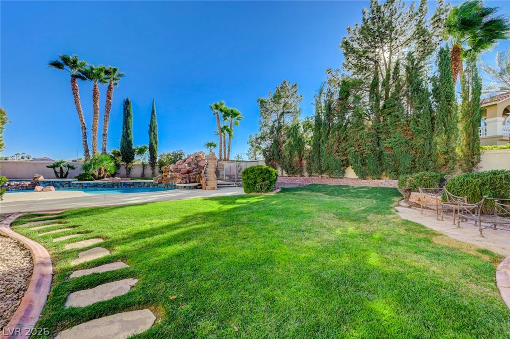 8709 Kingship, Las Vegas, NV 89129