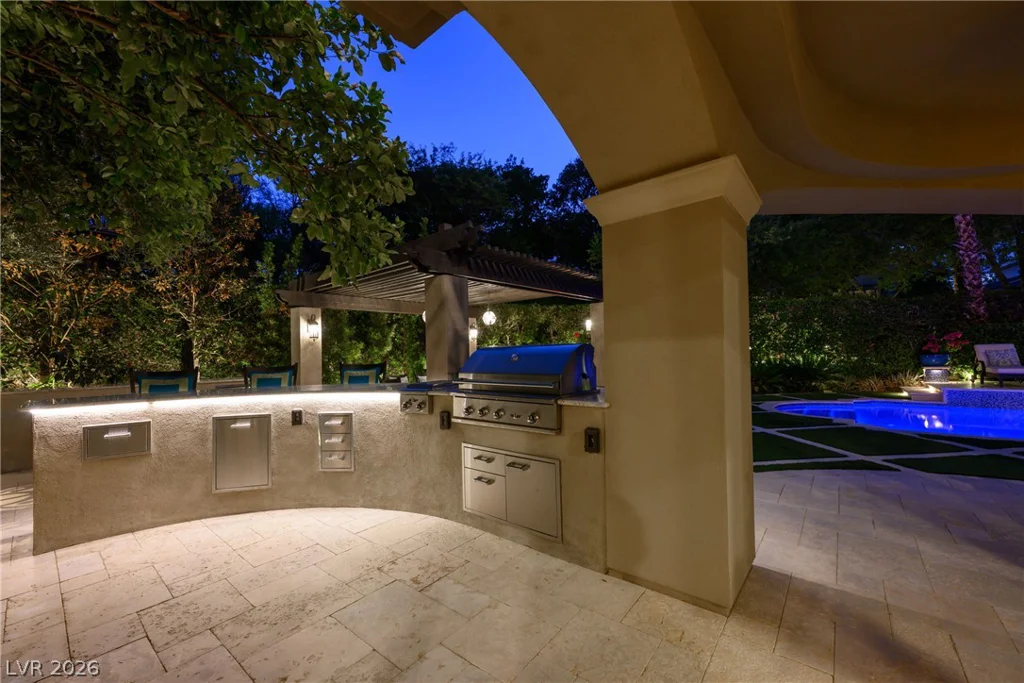9512 Tournament Canyon, Las Vegas, NV 89144