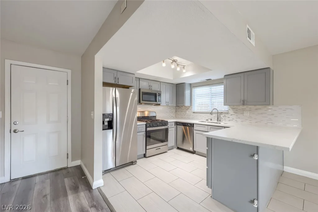 520 Close, Henderson, NV 89011