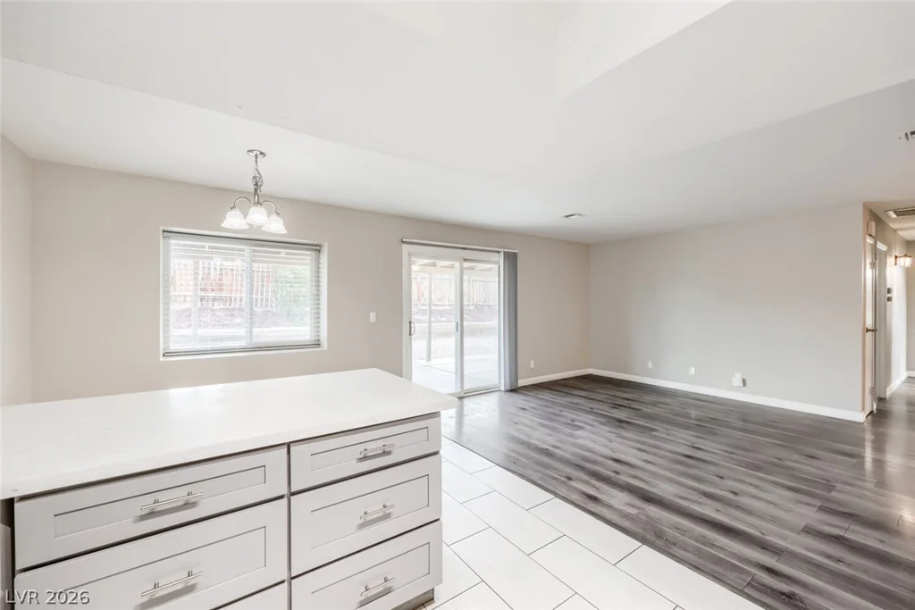 520 Close, Henderson, NV 89011