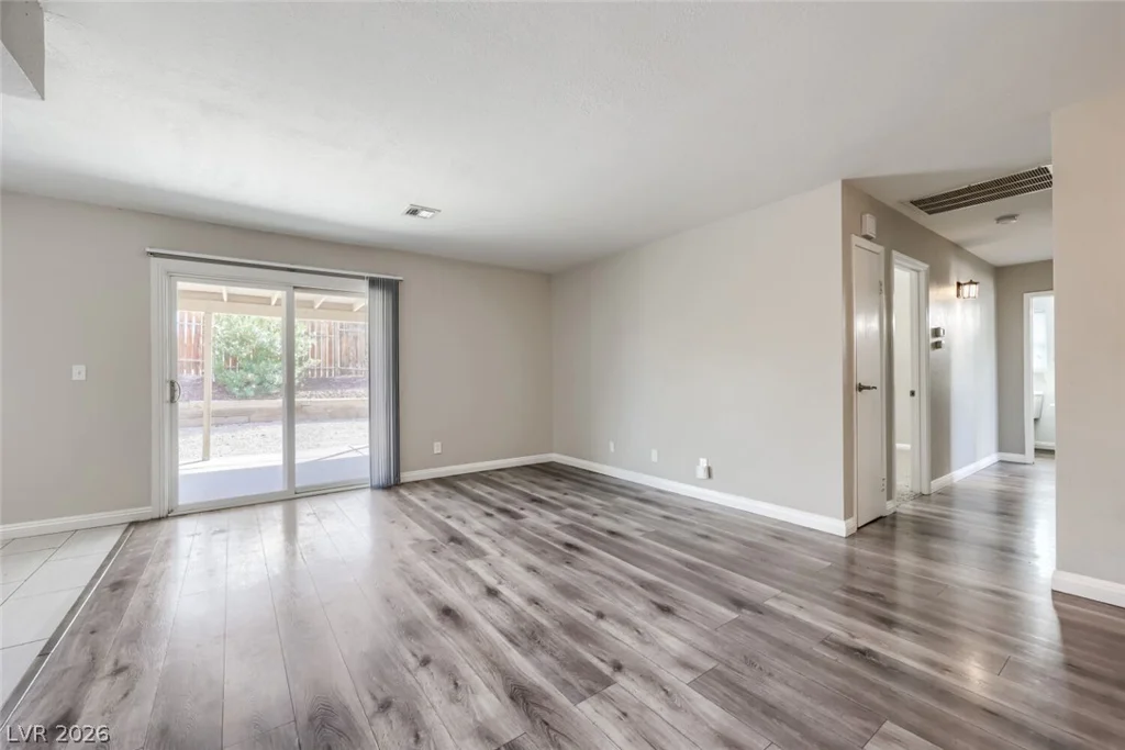 520 Close, Henderson, NV 89011