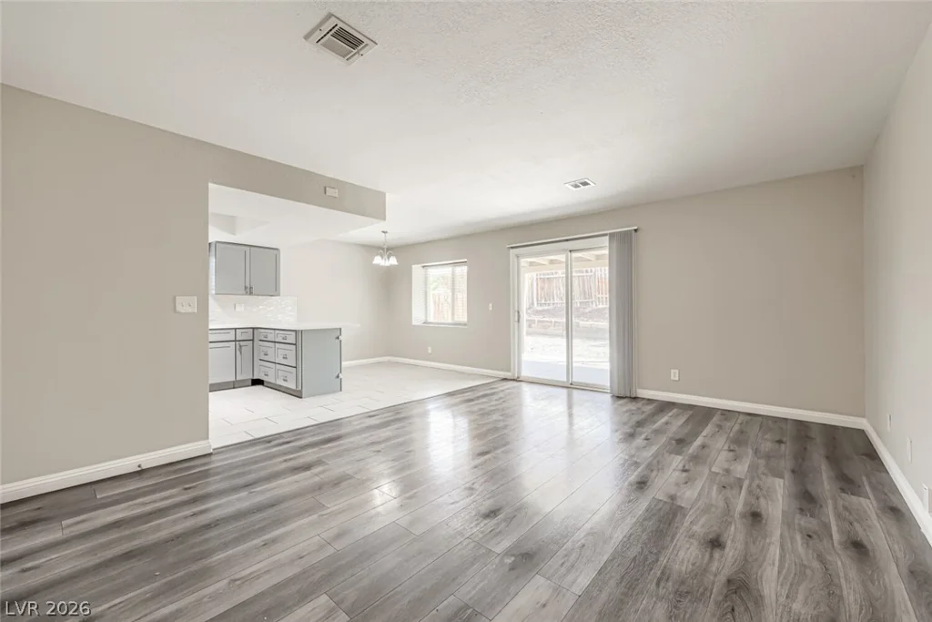 520 Close, Henderson, NV 89011