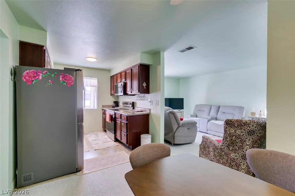 5060 Indian River, Las Vegas, NV 89103