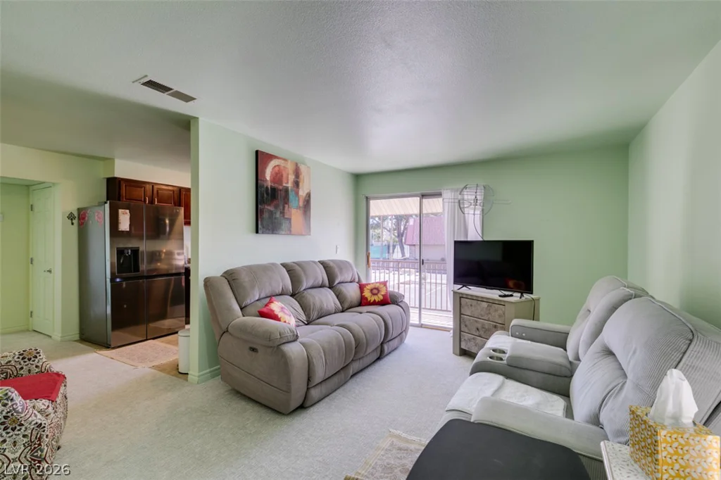 5060 Indian River, Las Vegas, NV 89103