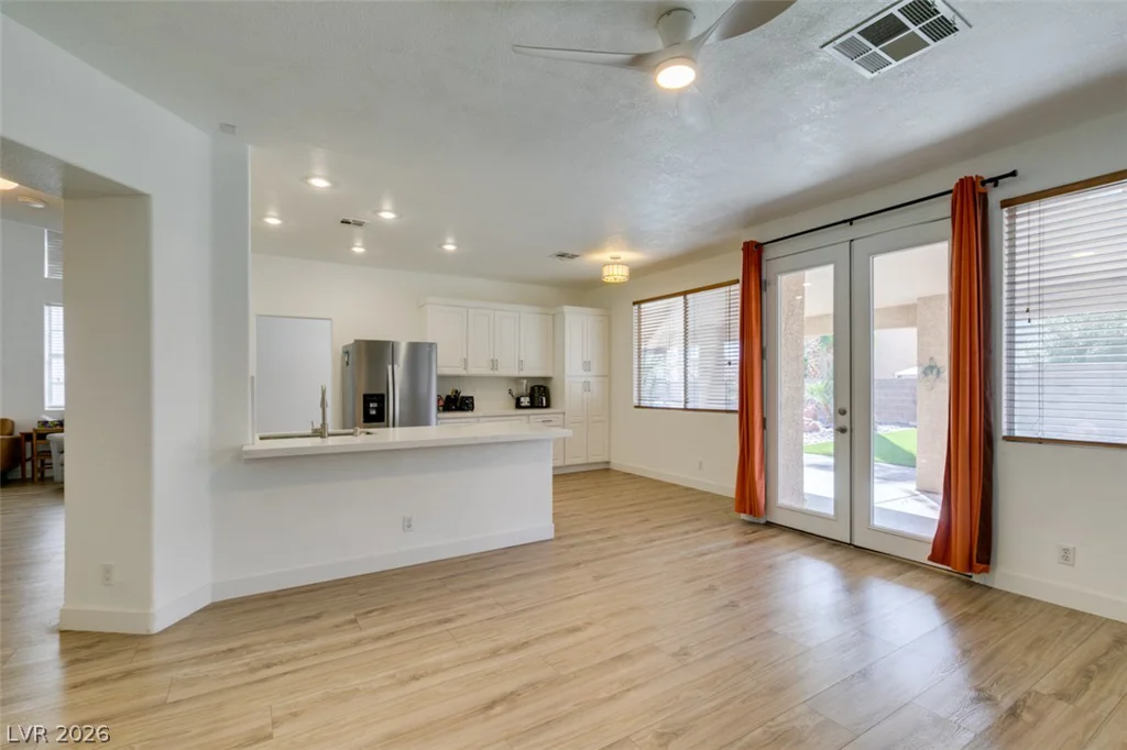 9601 Bending River, Las Vegas, NV 89129