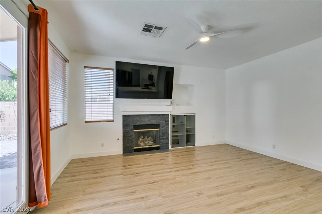 9601 Bending River, Las Vegas, NV 89129