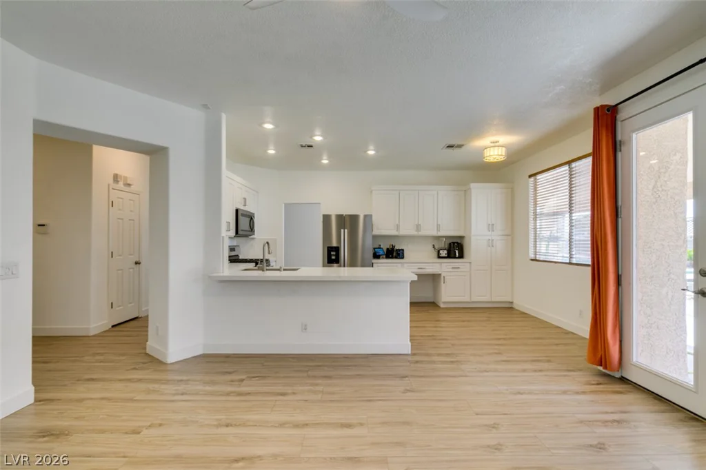 9601 Bending River, Las Vegas, NV 89129