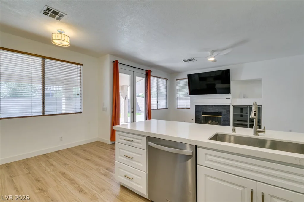 9601 Bending River, Las Vegas, NV 89129