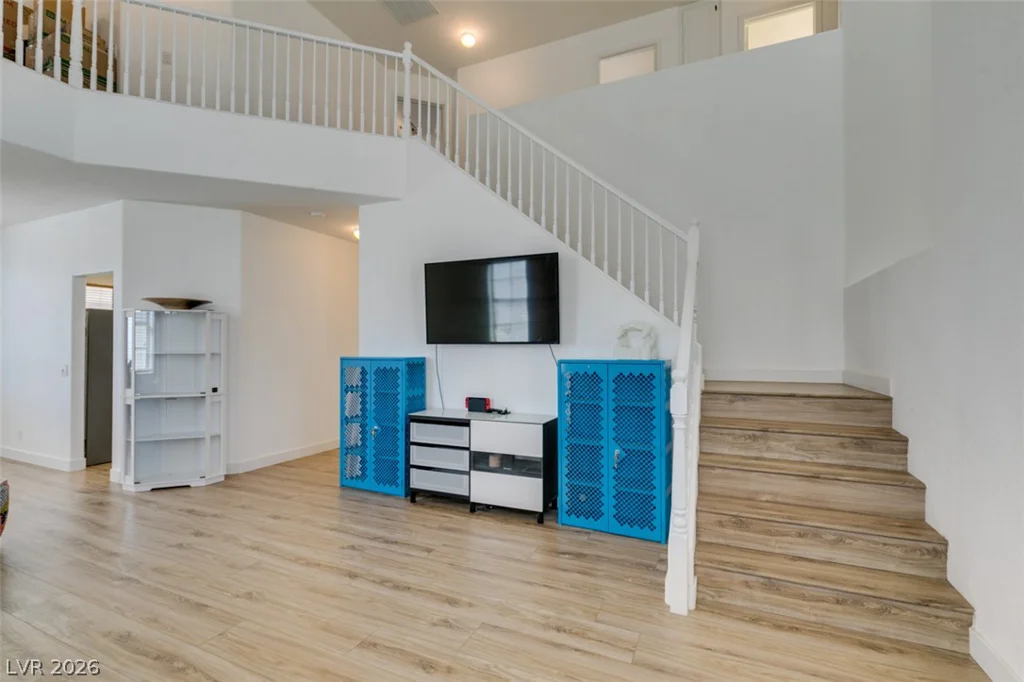9601 Bending River, Las Vegas, NV 89129