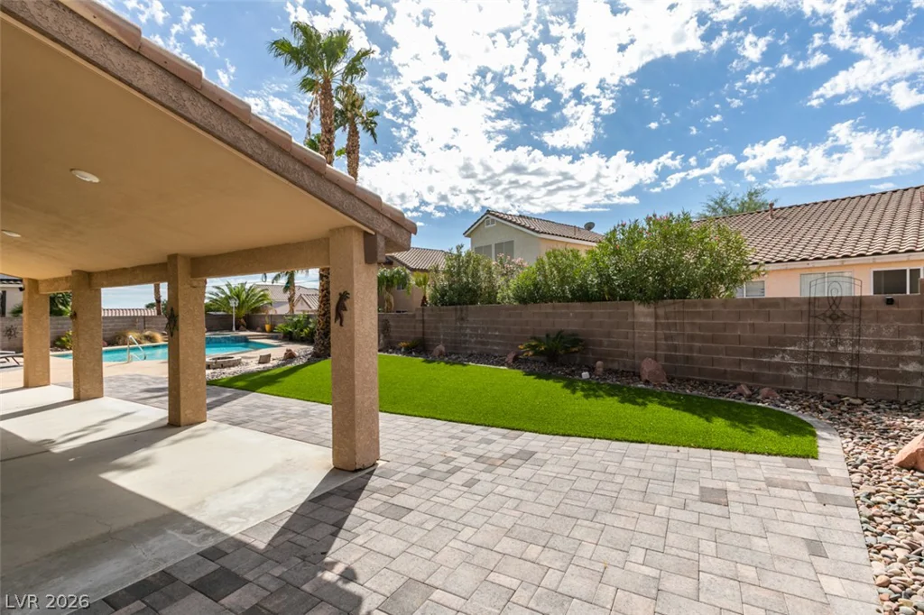 9601 Bending River, Las Vegas, NV 89129
