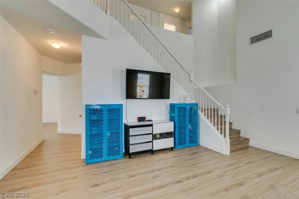 9601 Bending River, Las Vegas, NV 89129