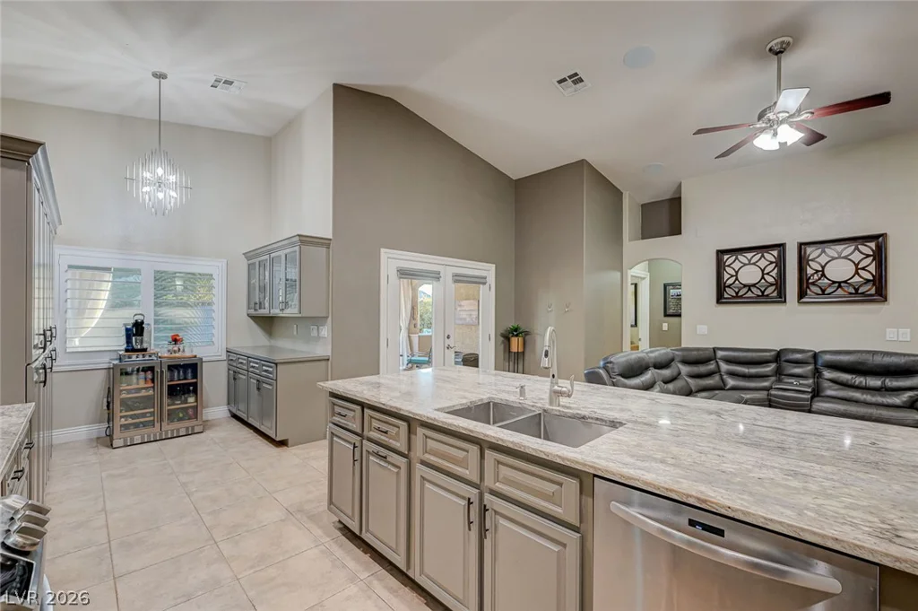 2115 HANDEL, Henderson, NV 89052