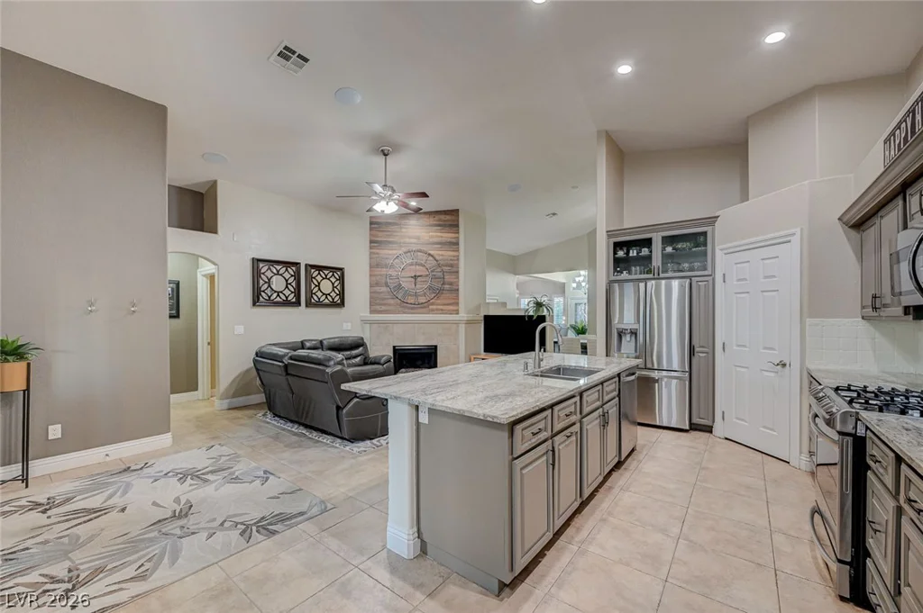2115 HANDEL, Henderson, NV 89052