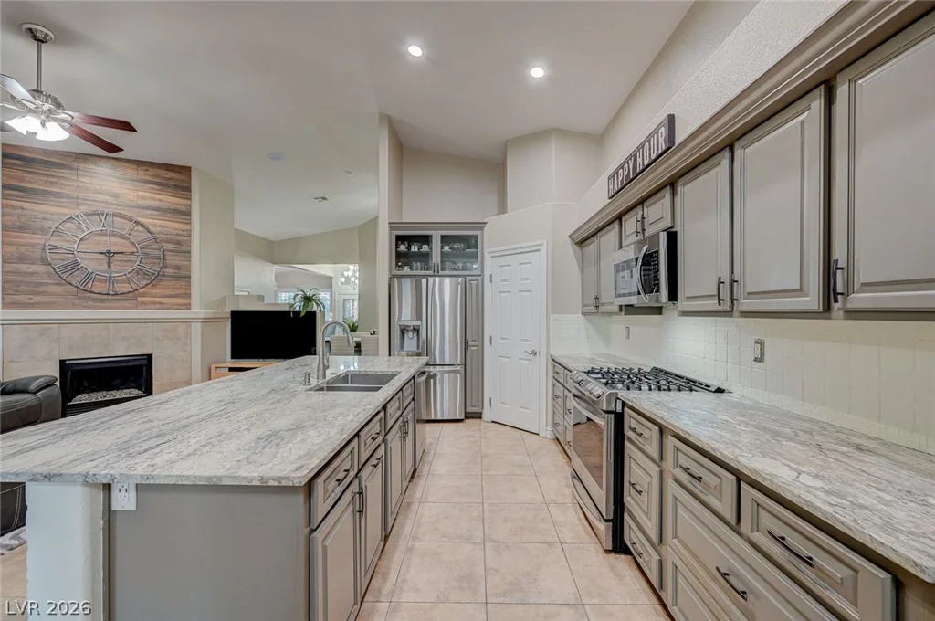 2115 HANDEL, Henderson, NV 89052