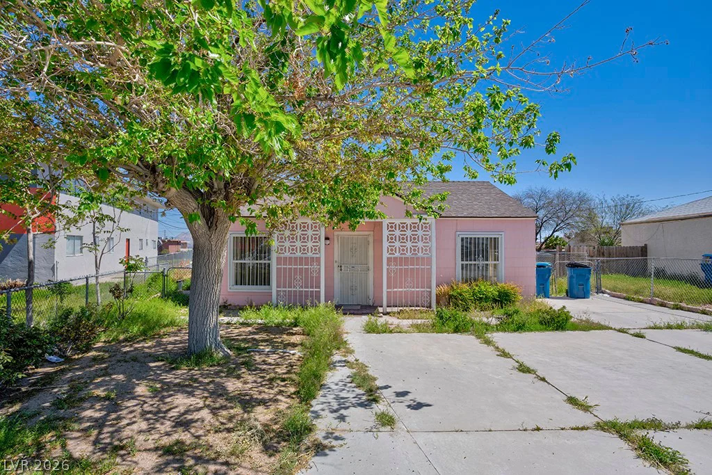 914 1st, Las Vegas, NV 89101
