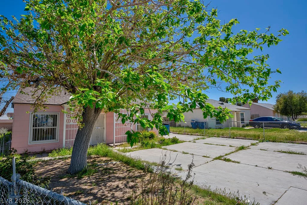 914 1st, Las Vegas, NV 89101