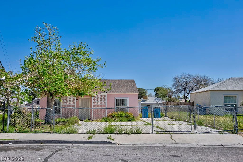 914 1st, Las Vegas, NV 89101