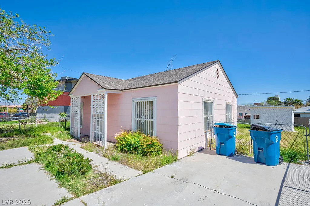 914 1st, Las Vegas, NV 89101