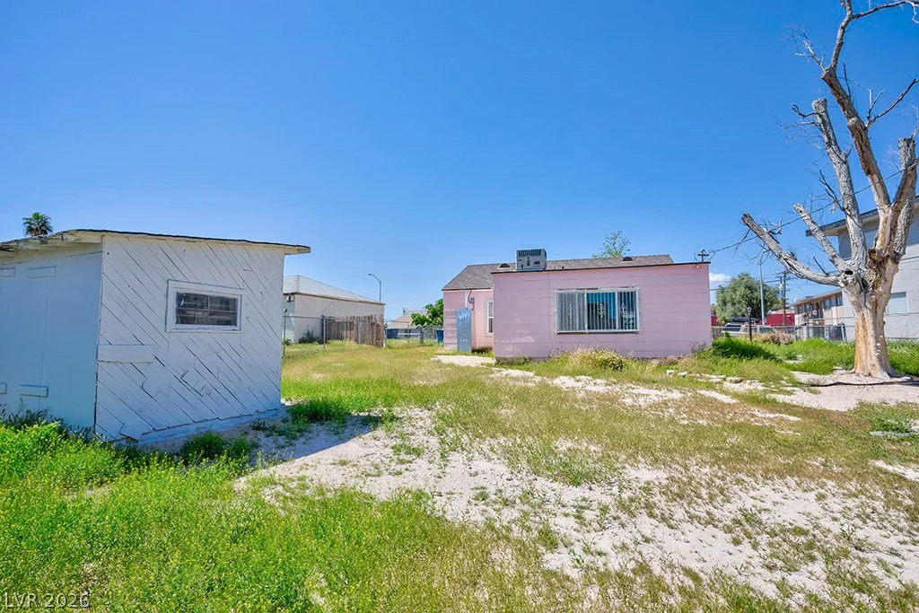 914 1st, Las Vegas, NV 89101