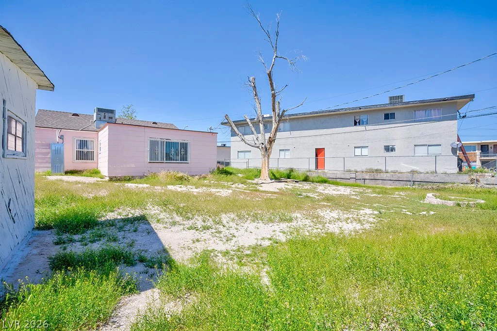914 1st, Las Vegas, NV 89101