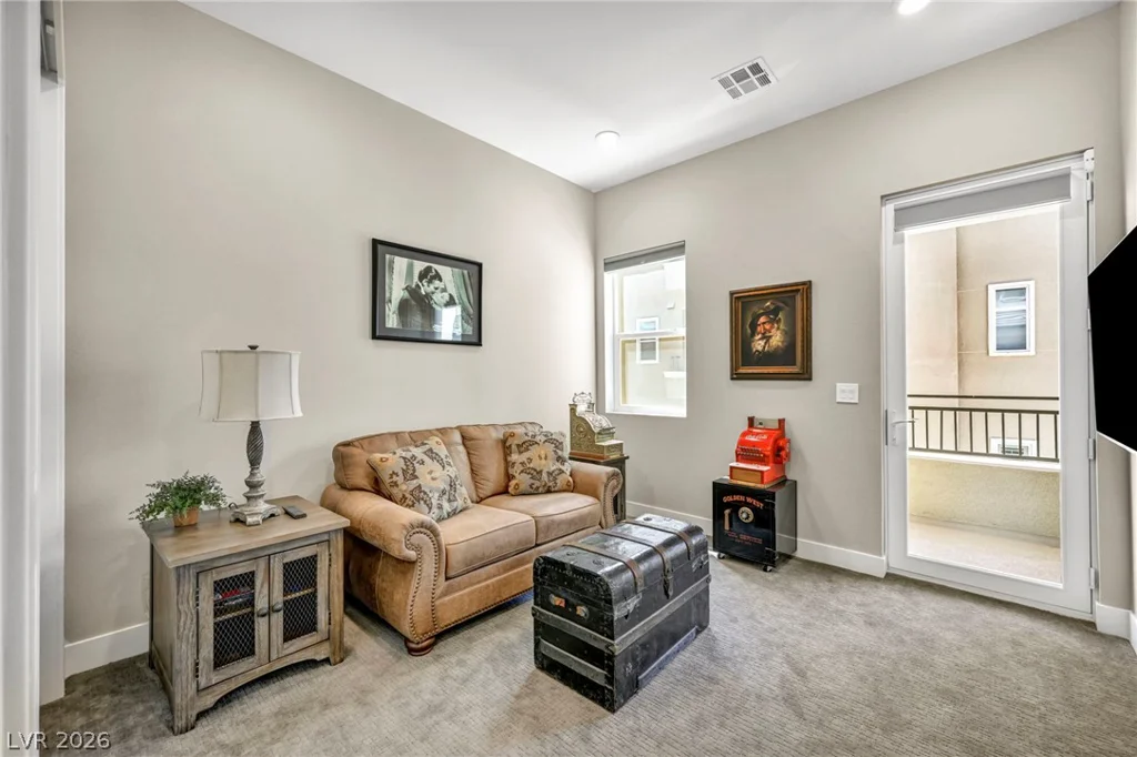 9125 Las Manaitas, Las Vegas, NV 89144
