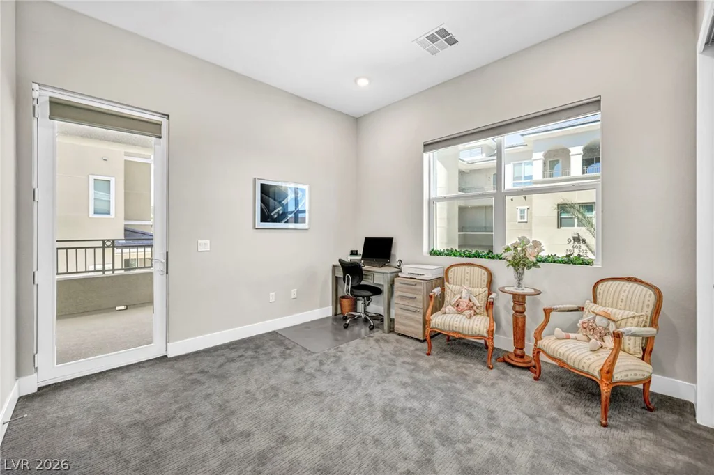 9125 Las Manaitas, Las Vegas, NV 89144