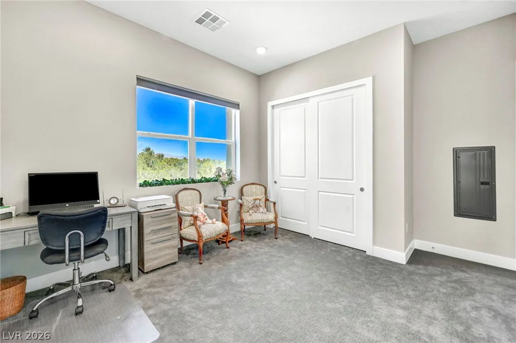 9125 Las Manaitas, Las Vegas, NV 89144