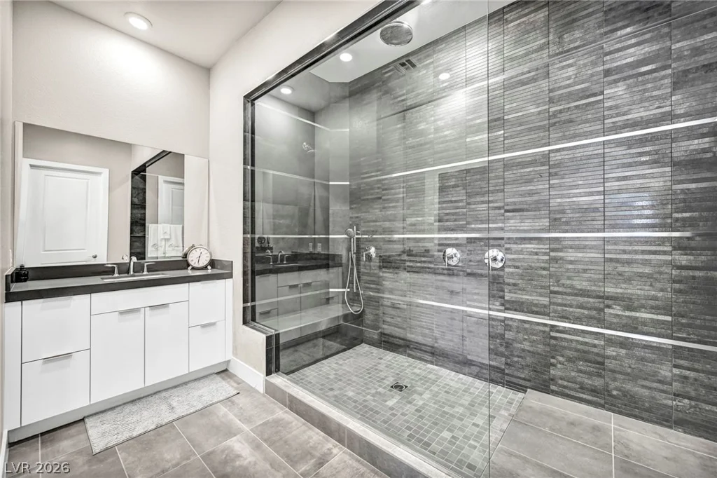 9125 Las Manaitas, Las Vegas, NV 89144