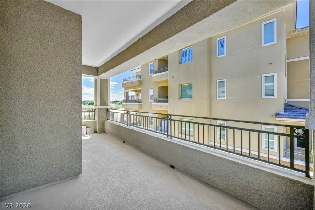 9125 Las Manaitas, Las Vegas, NV 89144