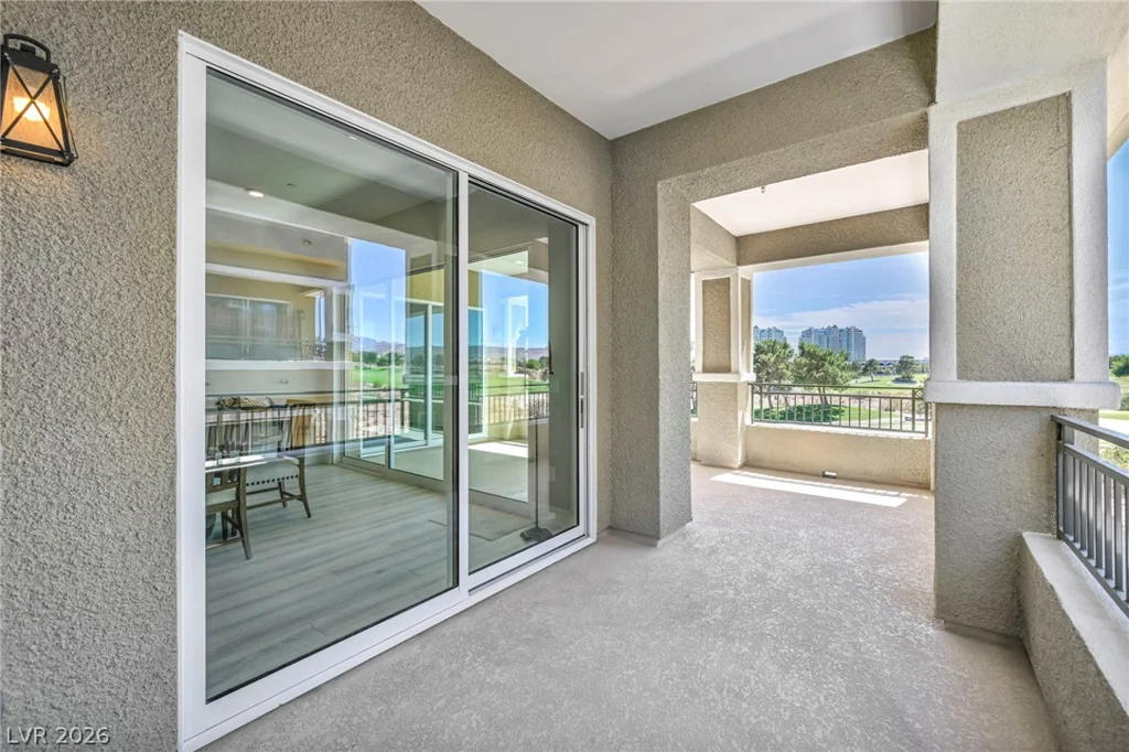 9125 Las Manaitas, Las Vegas, NV 89144
