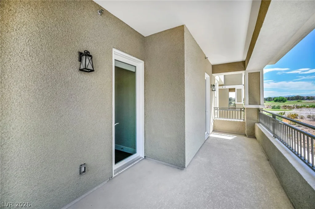 9125 Las Manaitas, Las Vegas, NV 89144