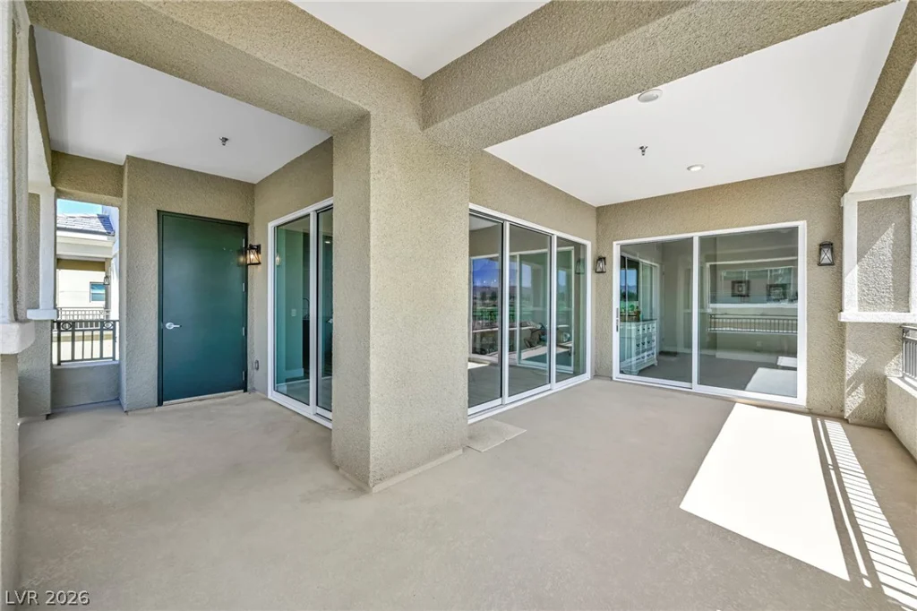 9125 Las Manaitas, Las Vegas, NV 89144