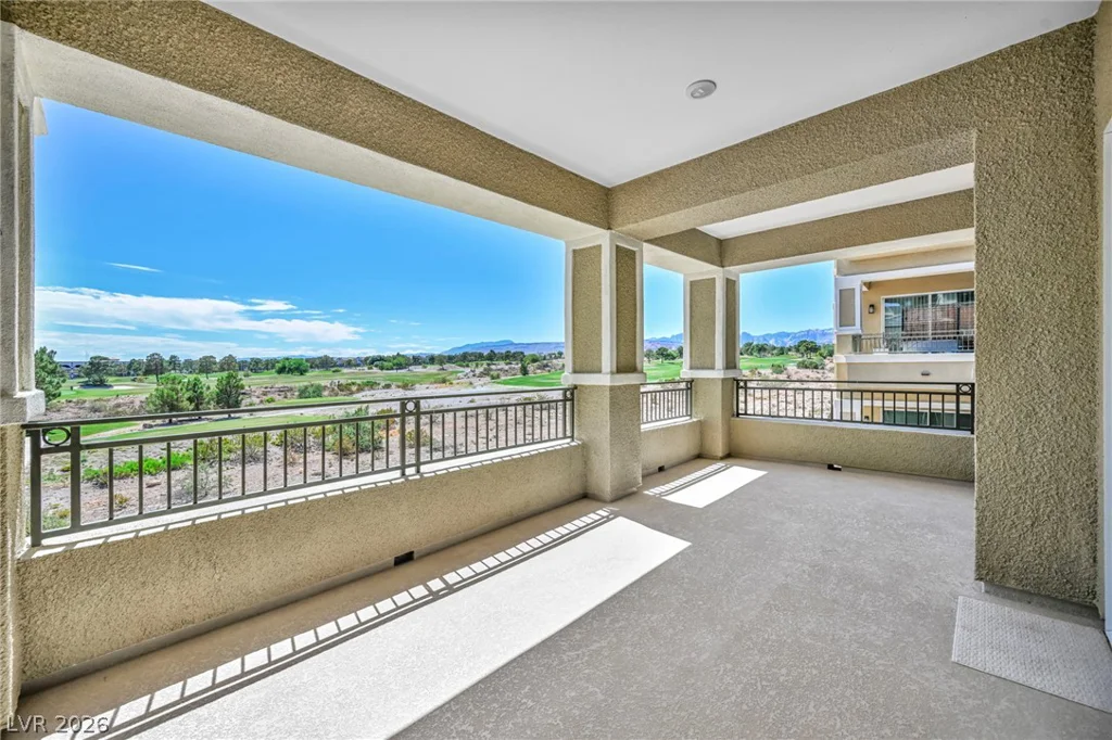 9125 Las Manaitas, Las Vegas, NV 89144